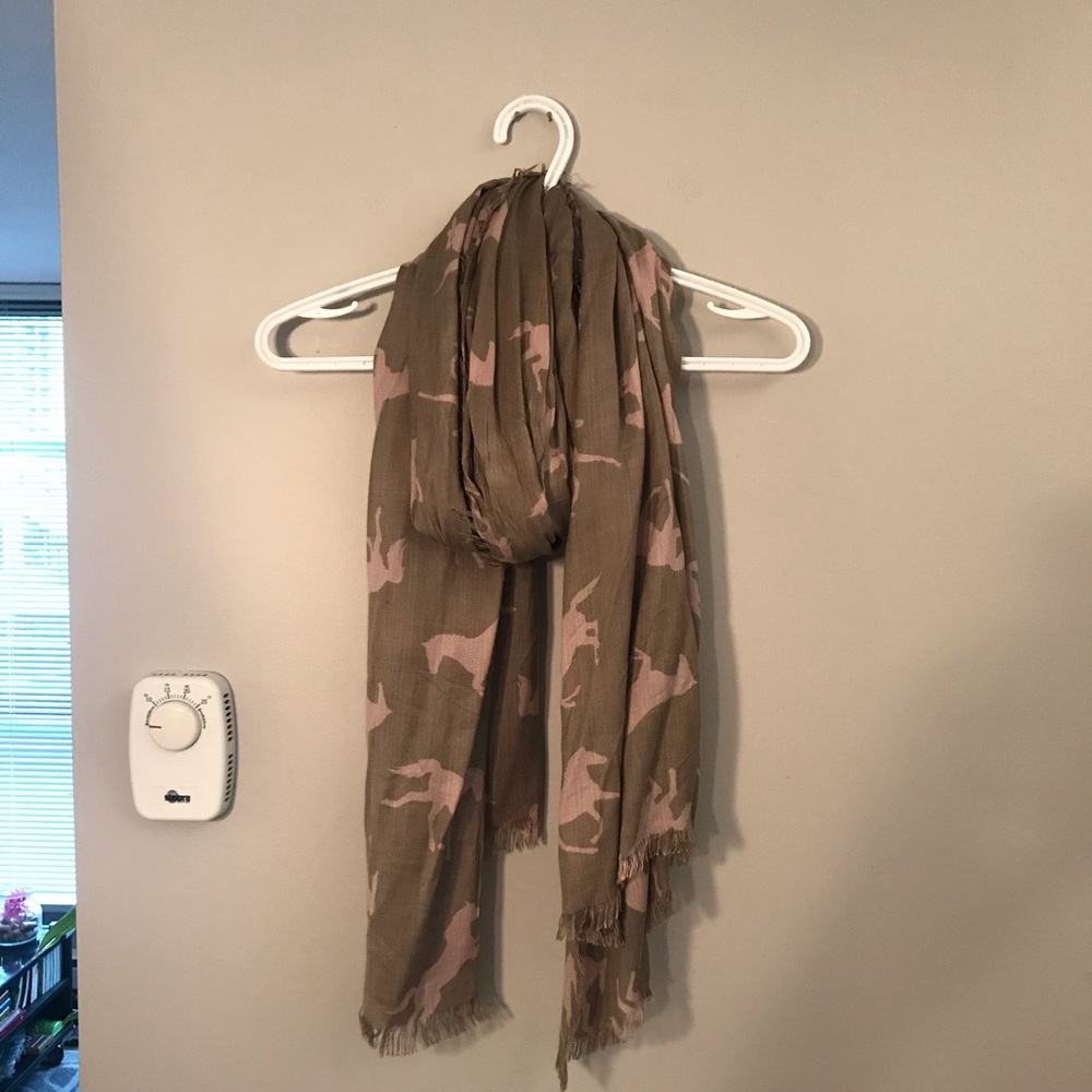 2 for $15🔥Urban outfitter cooperative horse scarf